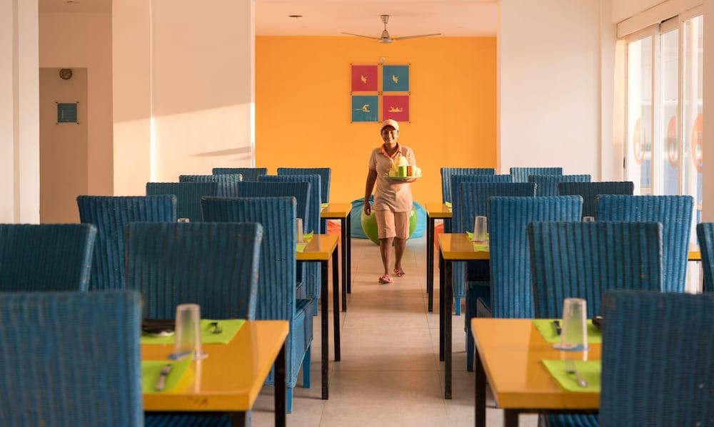 Hotel J Νεγκόμπο Εξωτερικό φωτογραφία