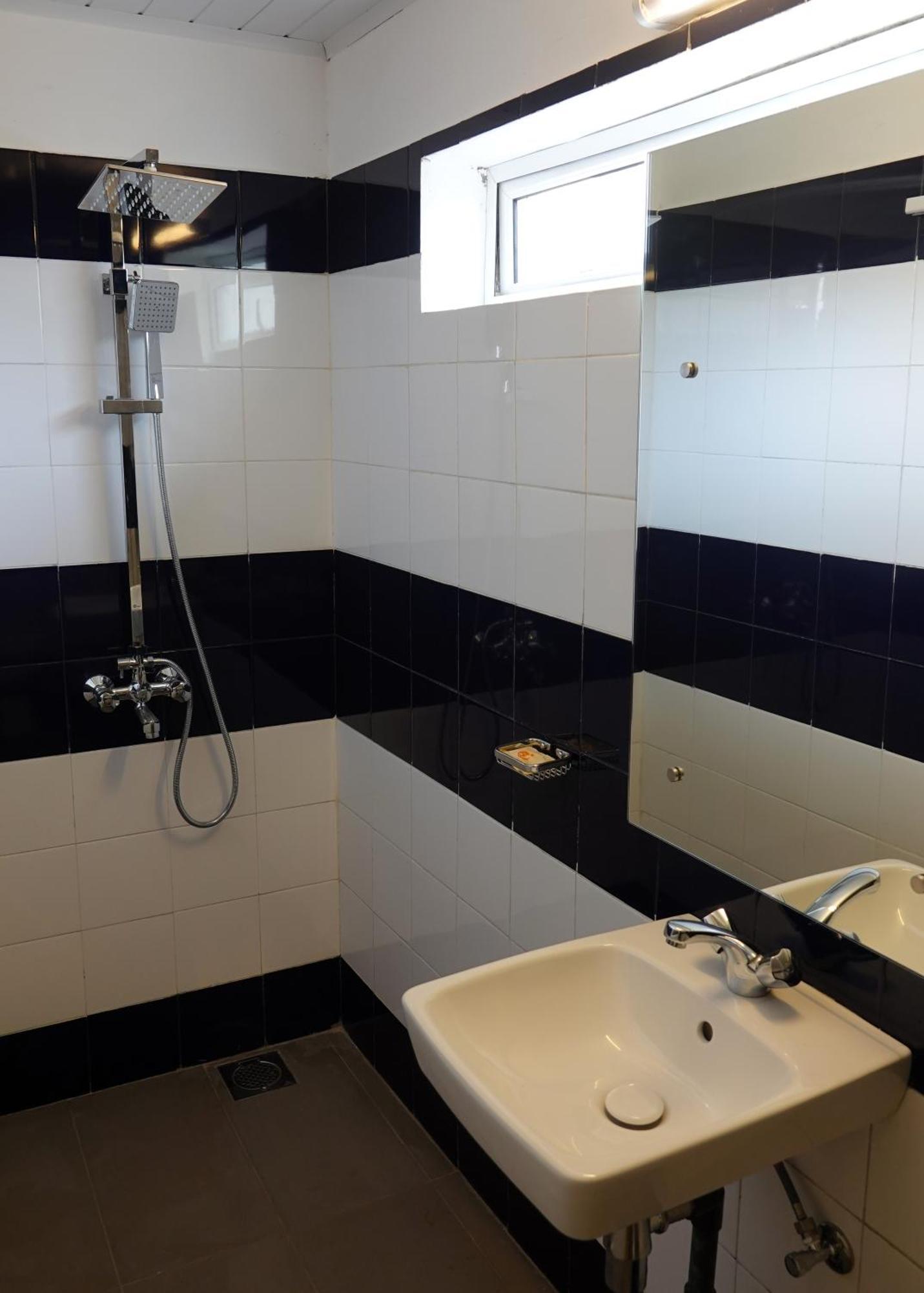 Hotel J Νεγκόμπο Εξωτερικό φωτογραφία