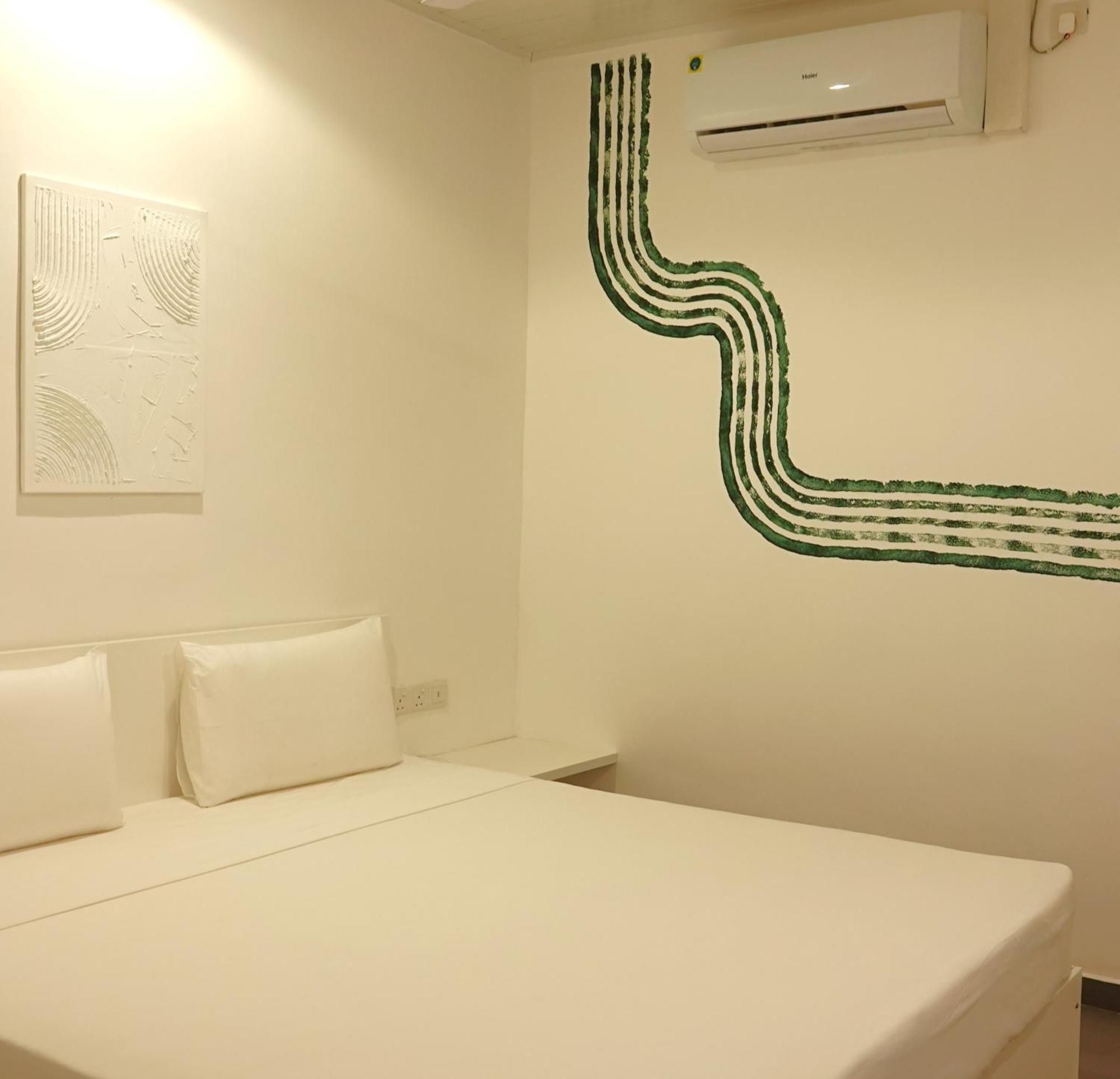 Hotel J Νεγκόμπο Εξωτερικό φωτογραφία